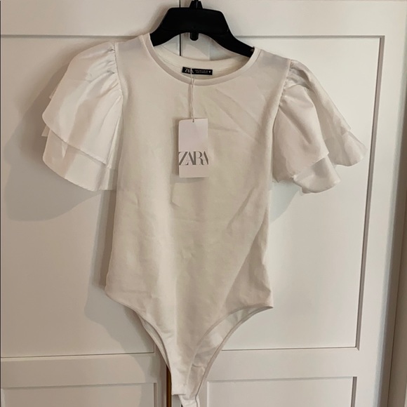 flutter sleeve bodysuit